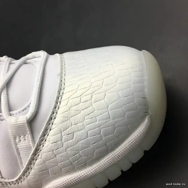80% Off Sale 11 Jordan 897331-100 Frost White Low Heiress Air 0623
